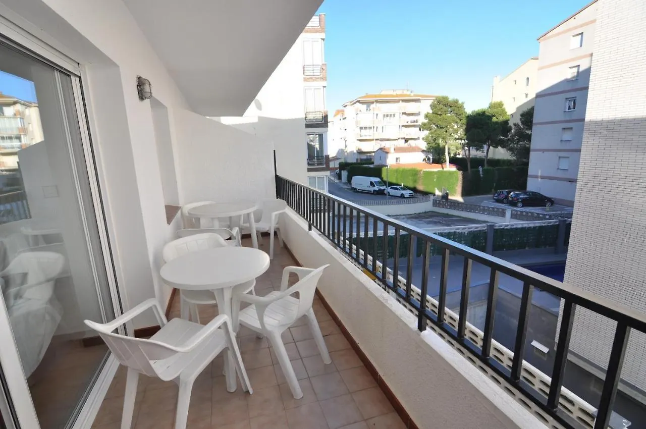 Appartement RNET - MT Standart à Roses